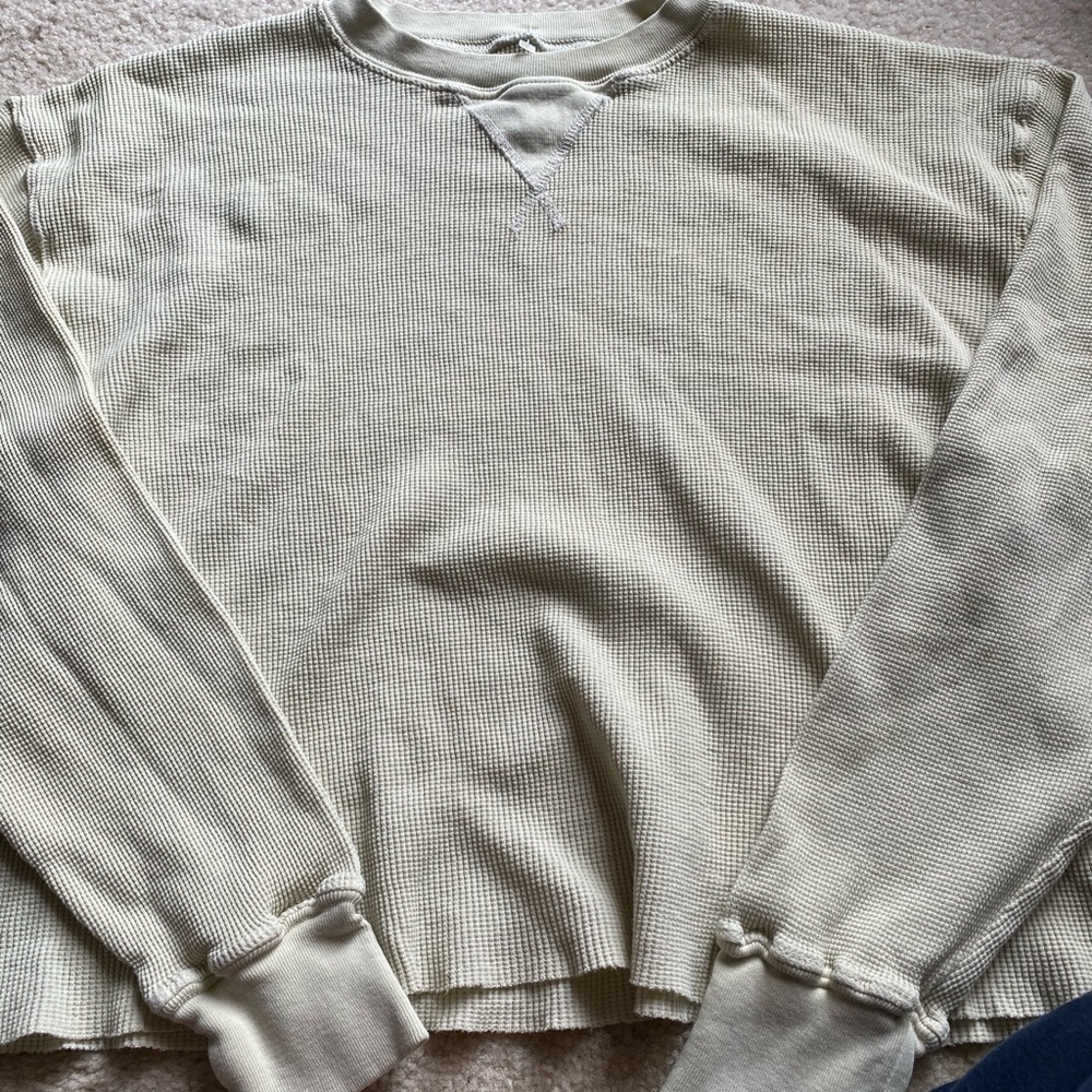 Brandy Melville light yellow Laila thermal